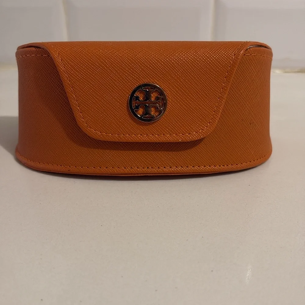 Tory Burch Sunglasses Case Only Size OS
